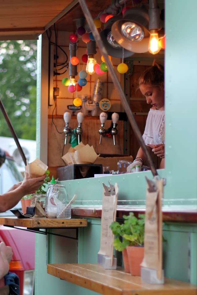 Exploring the Food Trucks in Oakland